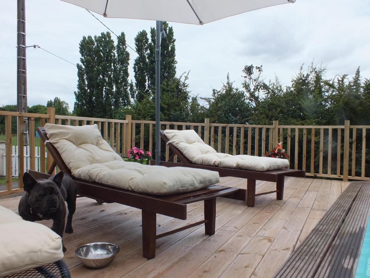 Country B&B Saint-Pierre-d'Eyraud 外观 照片