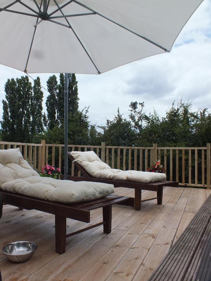 Country B&B Saint-Pierre-d'Eyraud 外观 照片