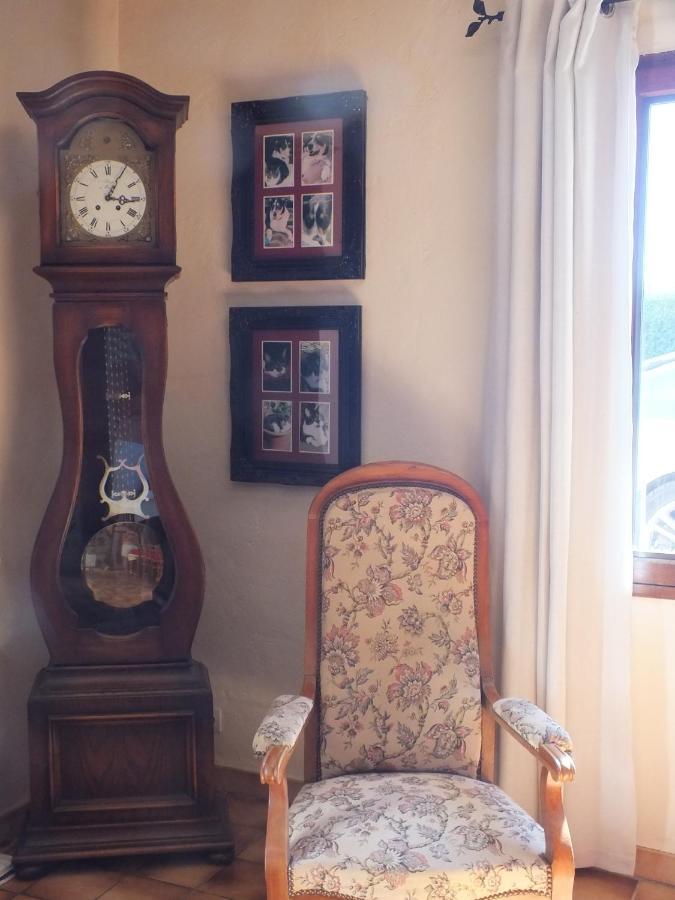 Country B&B Saint-Pierre-d'Eyraud 外观 照片